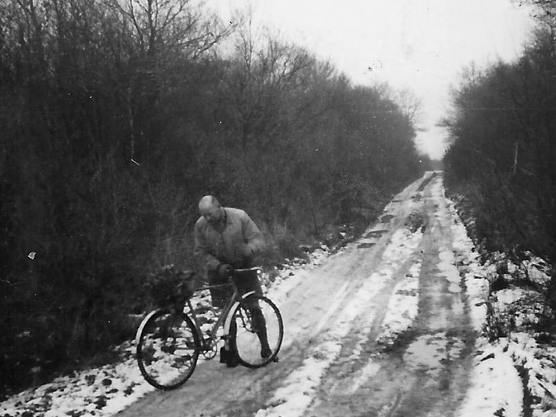 Tom near Hook, 22nd December 1946